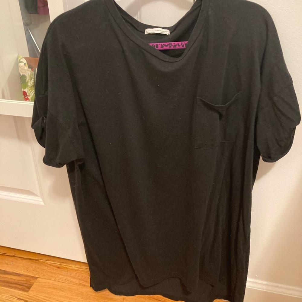 Oversized Black Tee